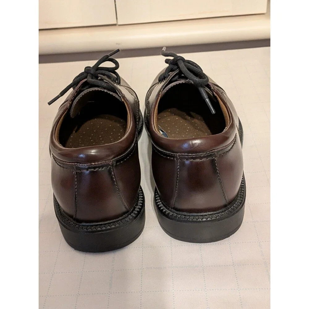 Dockers Men's Gordon Cap Toe Oxfords / Color: Cordovan Burgundy / Size: US 11W